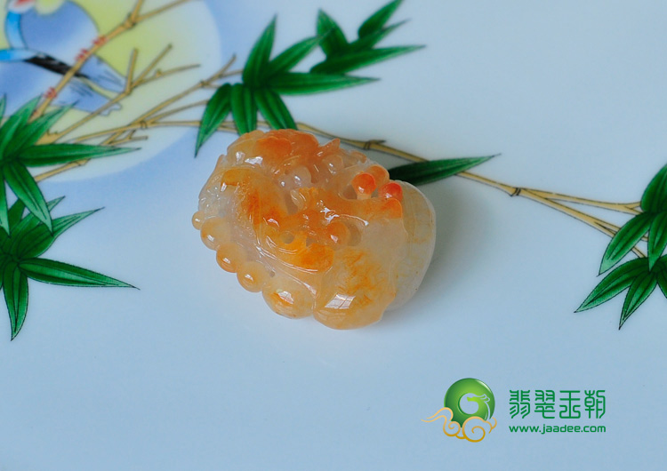 糯冰种红黄翡缅甸翡翠英明神武挂件