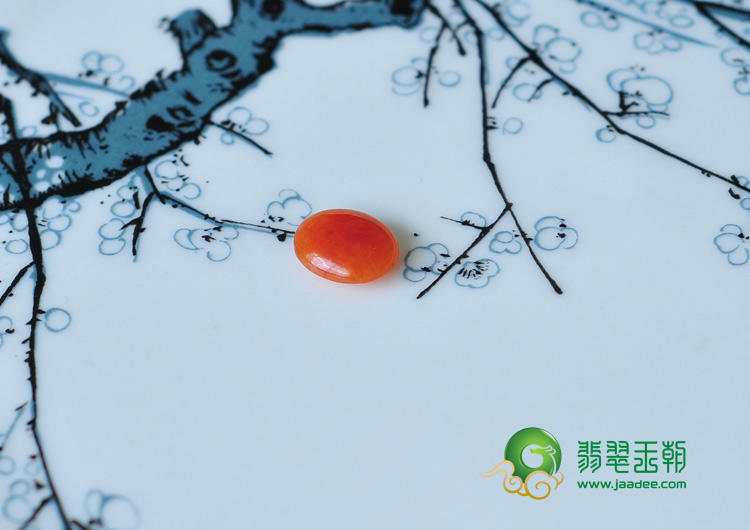 糯冰种红翡缅甸翡翠戒面