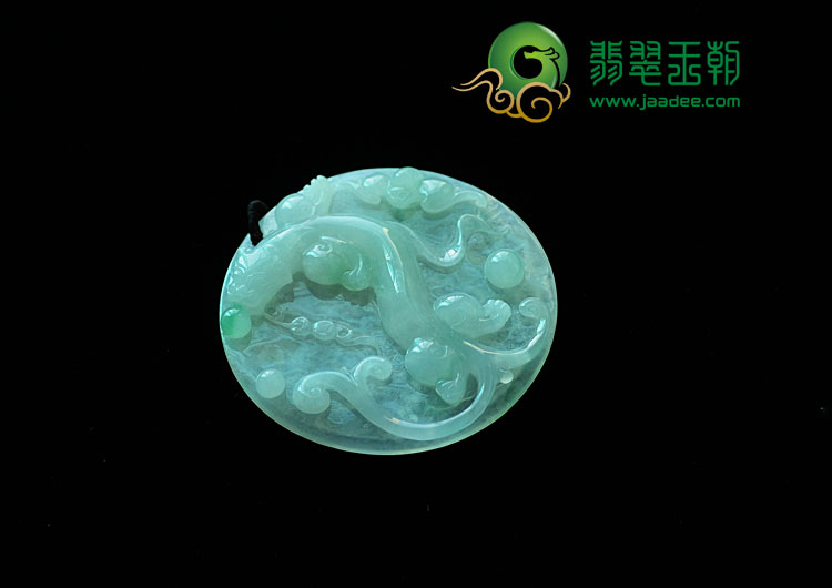 糯冰种飘翠缅甸翡翠龙牌挂件