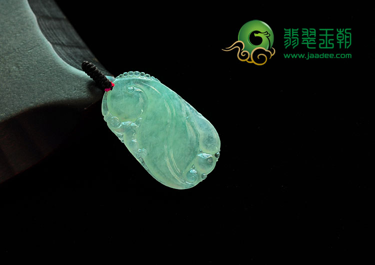 冰种绿晴水缅甸翡翠财源滚滚挂件