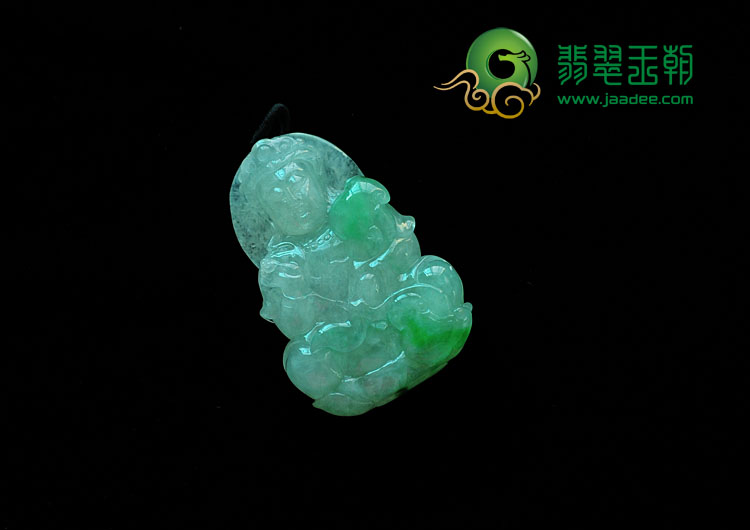 冰种阳绿缅甸翡翠观音挂件