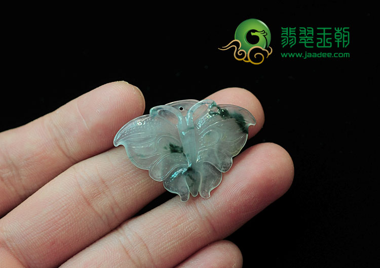 冰种飘花缅甸翡翠蝴蝶挂件