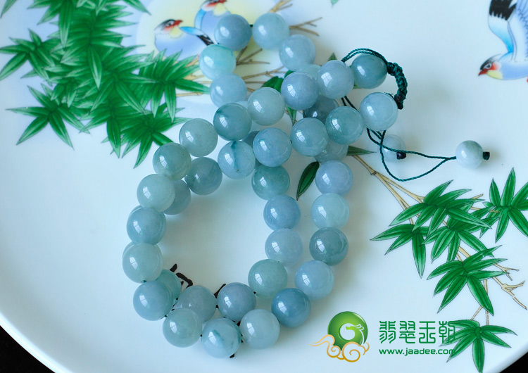 糯冰种紫罗兰略飘花缅甸翡翠项链