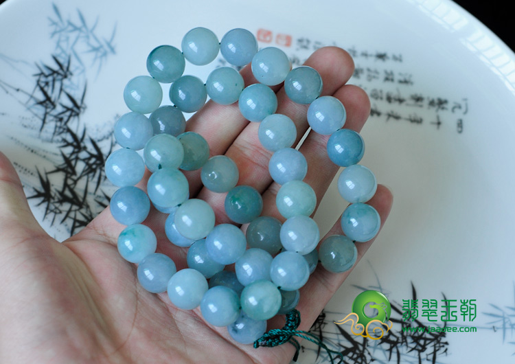 糯冰种紫罗兰略飘花缅甸翡翠项链