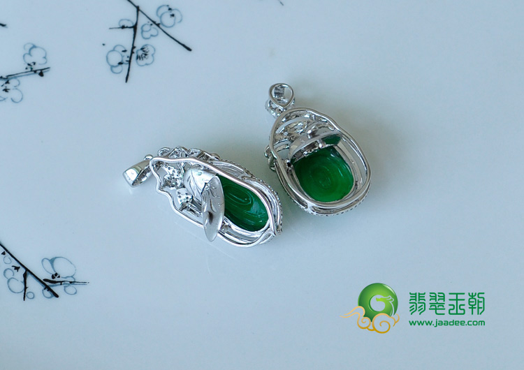 糯冰种翠色满绿缅甸翡翠镶白金福在眼前挂件（单价）