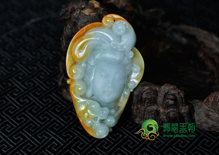 糯冰种红黄翡缅甸翡翠观音头挂件