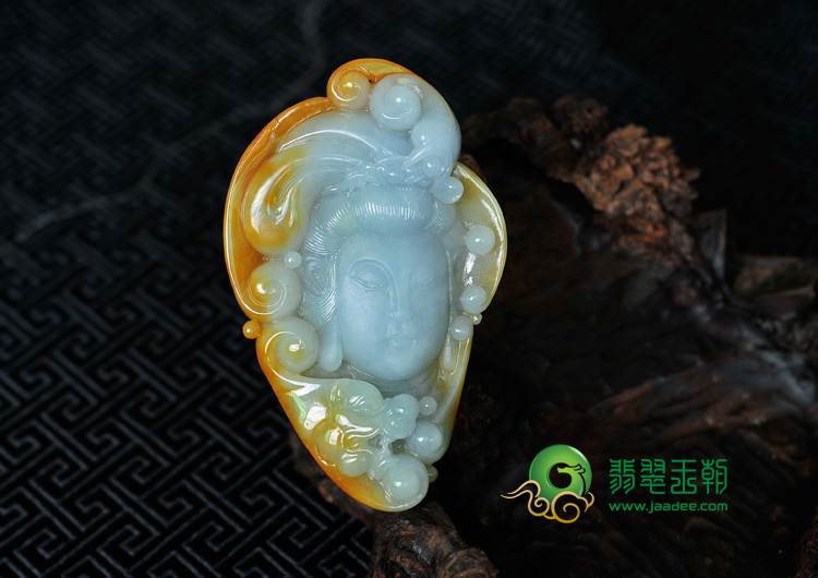 糯冰种红黄翡缅甸翡翠观音头挂件