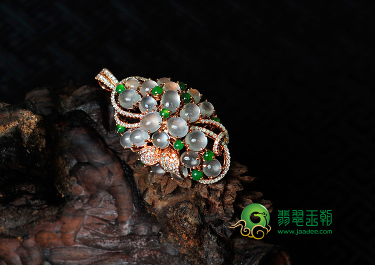 冰玻种阳绿缅甸翡翠镶玫瑰金花形胸坠/戒指两用