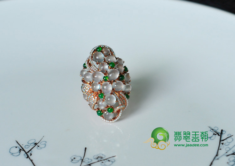 冰玻种阳绿缅甸翡翠镶玫瑰金花形胸坠/戒指两用