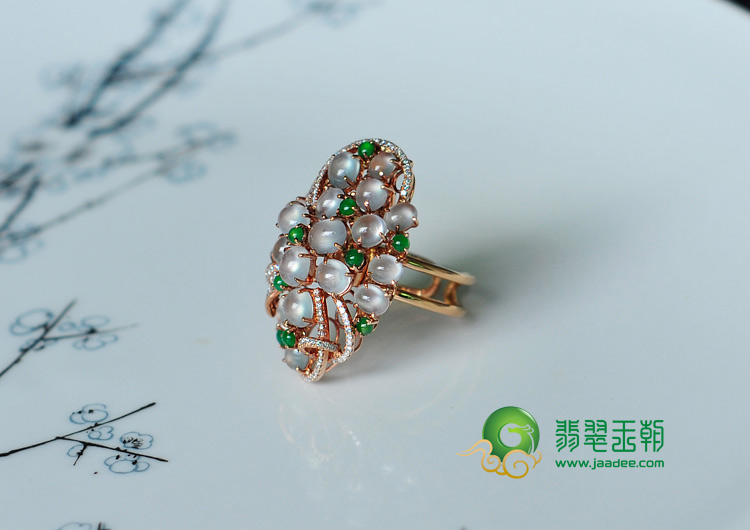 冰玻种阳绿缅甸翡翠镶玫瑰金花形胸坠/戒指两用
