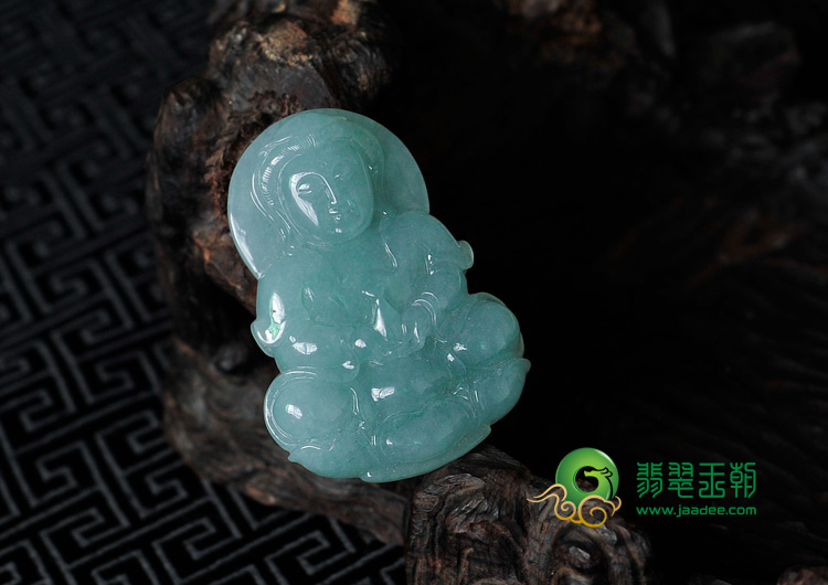 糯冰种晴水缅甸翡翠观音挂件