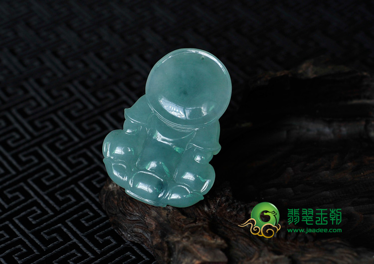 糯冰种晴水缅甸翡翠观音挂件