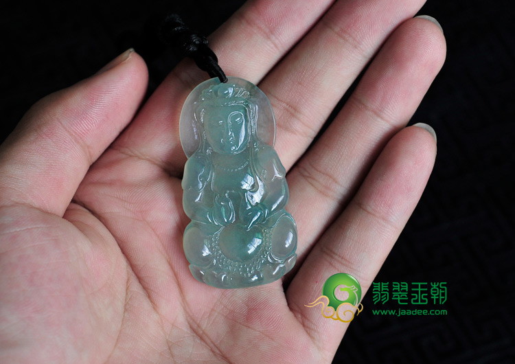 冰种晴水缅甸翡翠观音挂件