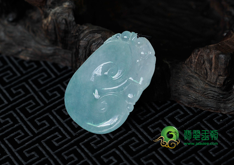 糯冰种淡晴水缅甸翡翠如意寿挂件