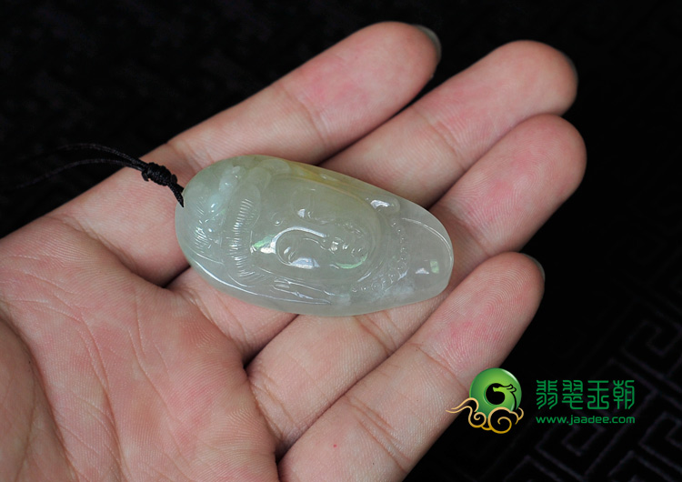 糯冰种淡黄翡缅甸翡翠观音头挂件