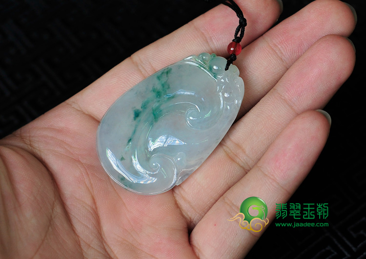 冰种飘花缅甸翡翠如意挂件