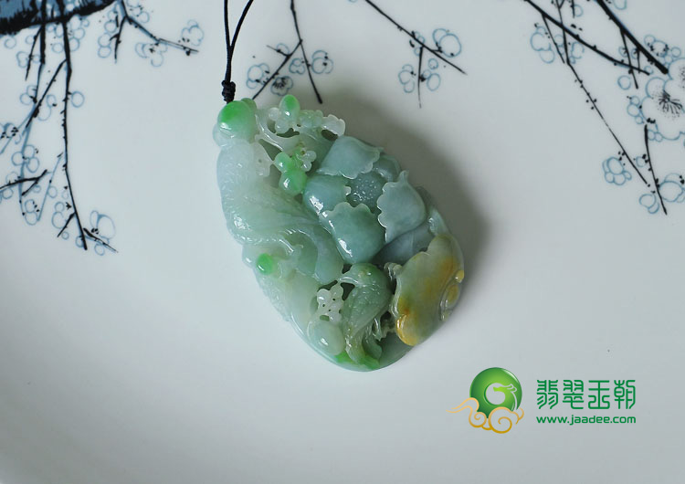 糯冰种三彩缅甸翡翠富贵花开挂件
