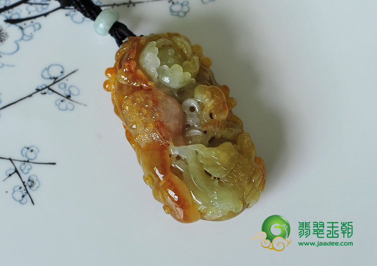 糯冰种红黄翡缅甸翡翠富贵花开挂件