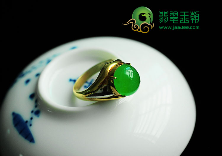 冰种正阳绿缅甸翡翠戒面