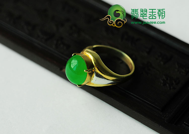 冰种正阳绿缅甸翡翠戒面