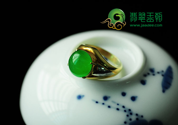 冰种正阳绿缅甸翡翠戒面