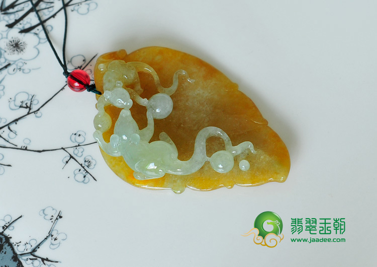 糯冰种黄翡缅甸翡翠鼠数钱挂件
