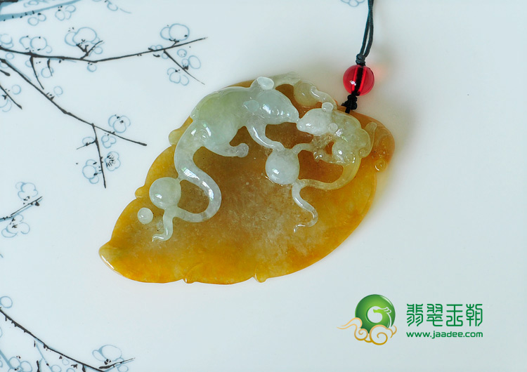 糯冰种黄翡缅甸翡翠鼠数钱挂件
