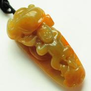 糯冰种黄翡缅甸翡翠童子挂件