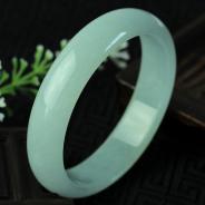 糯冰种淡晴水缅甸翡翠手镯（57.2mm）