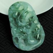 糯冰种飘花缅甸翡翠龙牌挂件