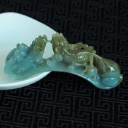 糯冰种褐黄翡缅甸翡翠龙钩挂件