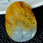 糯冰种黄翡缅甸翡翠大展鸿图挂件