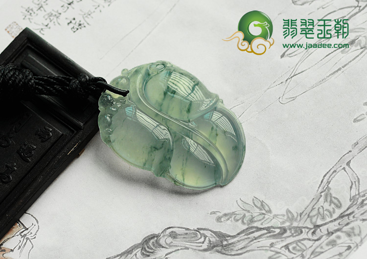 冰玻种飘花缅甸翡翠叶子挂件