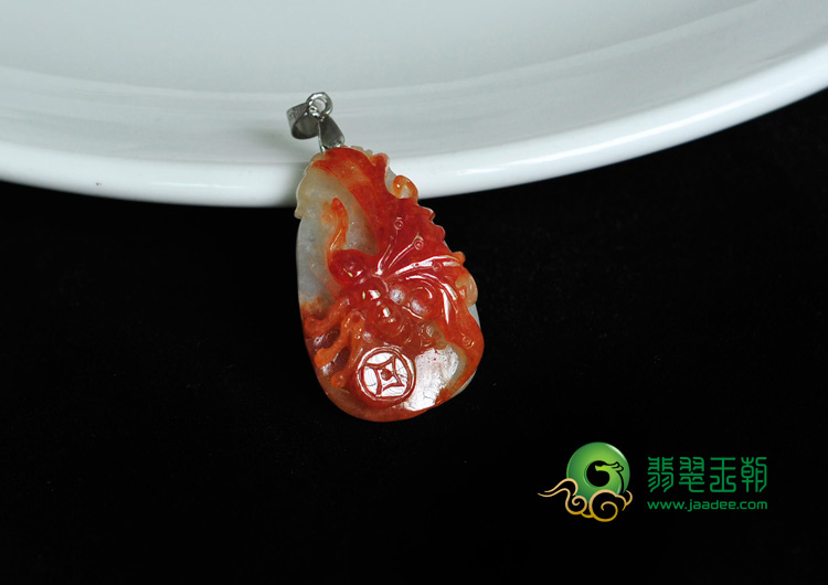 糯冰种红翡缅甸翡翠蝴蝶挂件