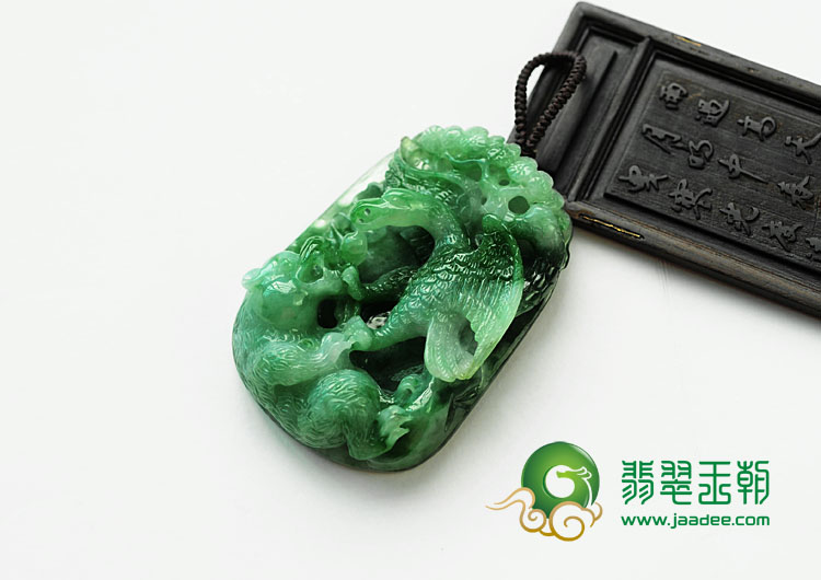 糯冰种瓜皮绿缅甸翡翠英雄挂件