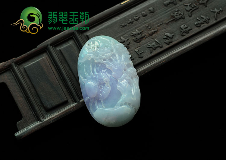 糯冰种紫罗兰飘翠缅甸翡翠纵横四海挂件