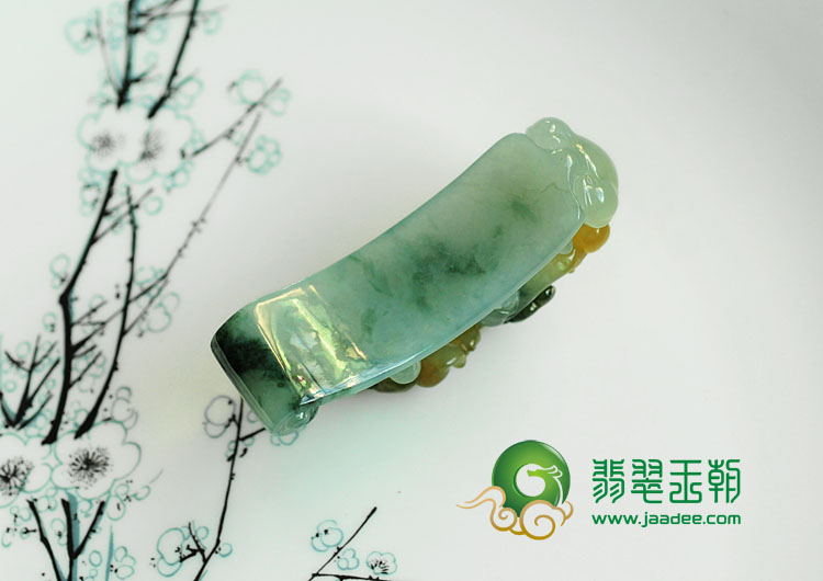 冰种黄翡飘花缅甸翡翠福寿如意龙钩挂件