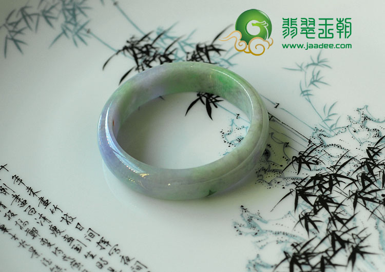 糯冰种春带彩缅甸翡翠手镯（56.5mm）