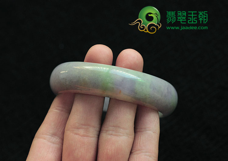 糯冰种春带彩缅甸翡翠手镯（56.4mm）