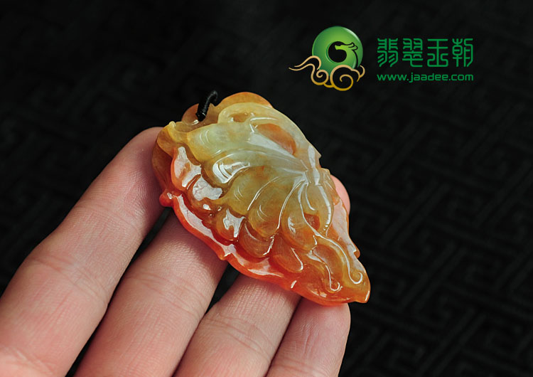 冰种红黄翡缅甸翡翠化蝶飞挂件