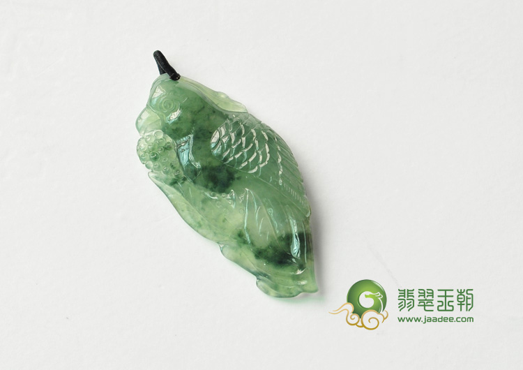 冰种飘花缅甸翡翠英明神武挂件