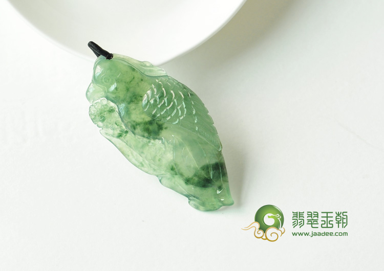 冰种飘花缅甸翡翠英明神武挂件