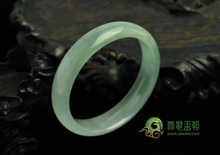 冰种晴水缅甸翡翠手镯（56.7mm）