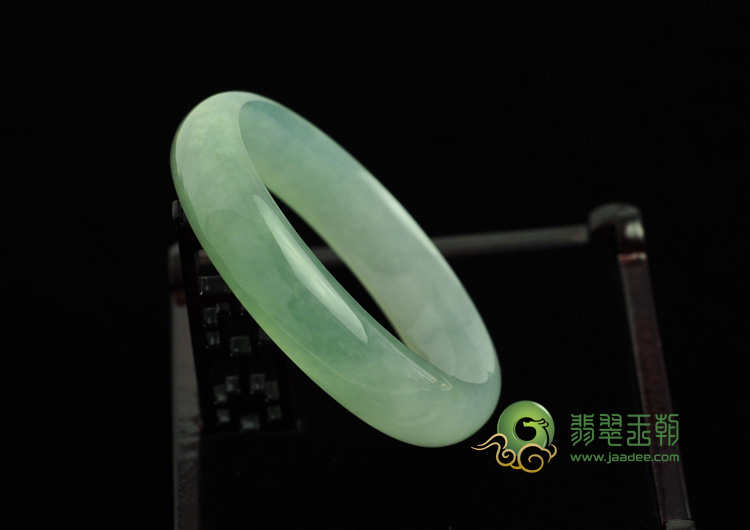 冰种晴水缅甸翡翠手镯（56.7mm）