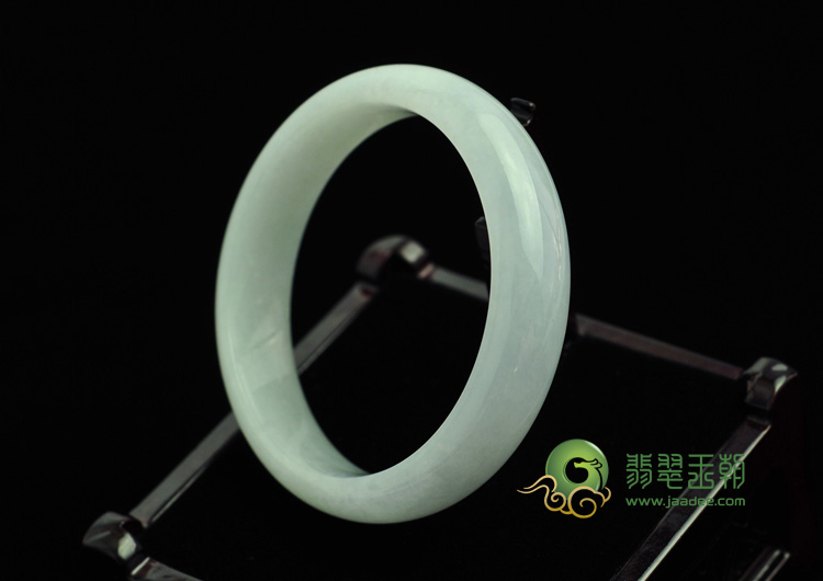 糯冰种淡紫罗兰缅甸翡翠手镯（57.5mm）