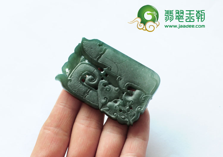 冰种油青缅甸翡翠仿古牌挂件