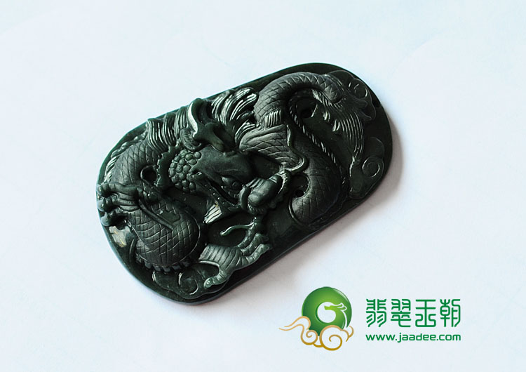 糯冰种墨翠缅甸翡翠龙行天下挂件