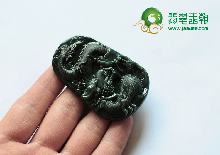 糯冰种墨翠缅甸翡翠龙行天下挂件