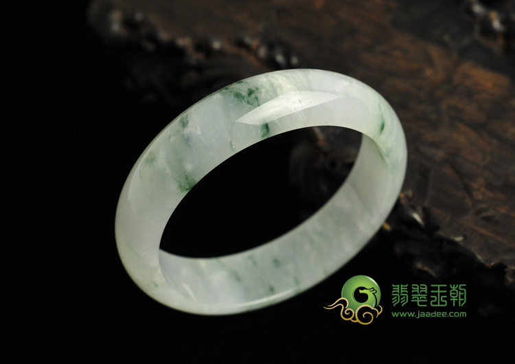 糯冰种飘花缅甸翡翠手镯（60mm）
