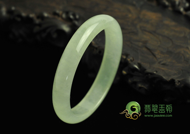 冰种晴水缅甸翡翠手镯（57.4mm）